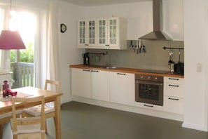 Kühlschrank, Ofen, Geschirrspüler