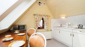 Køleskab, mikrobølgeovn