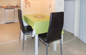 Dining - Beautiful home in Deutsch-Schützen (Deutsch-Schützen)