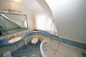 Douche, sèche-cheveux