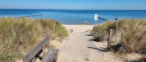 Una playa cerca
