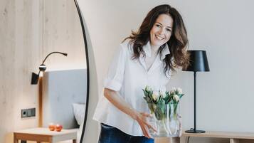 1 bedroom, in-room safe, WiFi, bed sheets