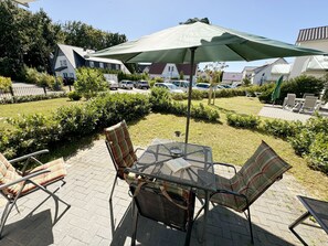 Unclassified image, 2 of 39, button