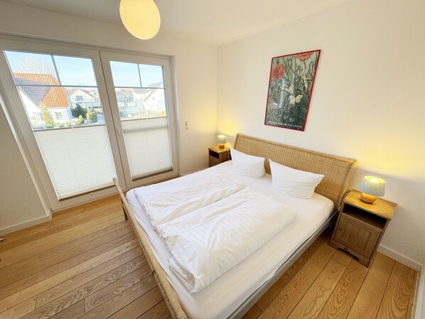 2 bedrooms, WiFi - F: House Möwe Whg. 02 with balcony, terrace & fireplace/Thiessow - House Möwe Whg. 02 (Thiessow)