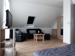 3 Schlafzimmer, Reisekinderbett, WLAN