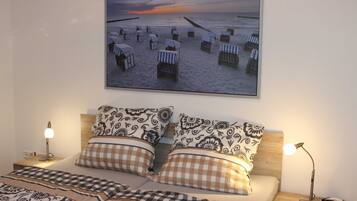 2 Schlafzimmer, Zimmersafe, Bügeleisen/Bügelbrett, WLAN