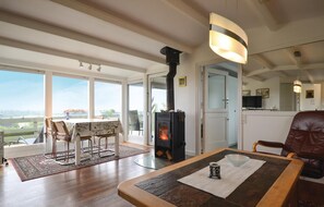 Dining - Beautiful home in Ebeltoft (Ebeltoft)