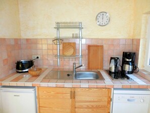 Fridge, microwave, dishwasher