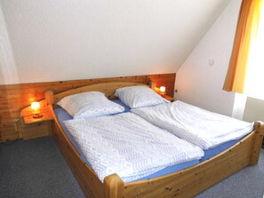 2 chambres, lit parapluie, Wi-Fi, draps fournis