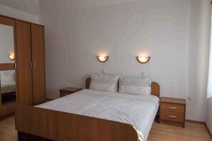 2 bedrooms, WiFi