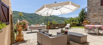 Gorgeous apartment in Comano -MS-