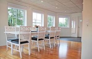 Dining - 2 bedroom lovely apartment in Habo (Habo)