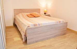 3 chambres, lit parapluie, Wi-Fi gratuit, draps fournis