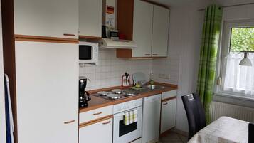 Fridge, oven, dishwasher