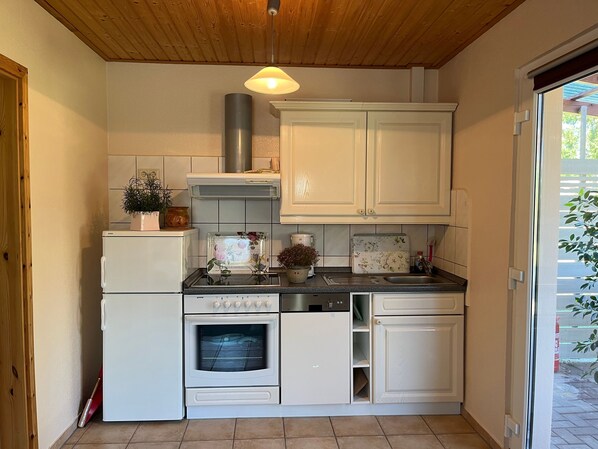 Frigorifero, forno, lavastoviglie, tostapane