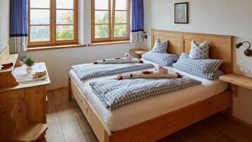 2 Schlafzimmer, Reisekinderbett, WLAN, Bettwäsche