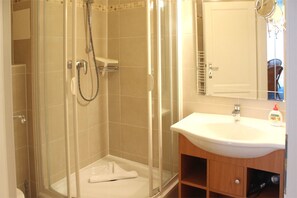 Unclassified image, 3 of 10, button