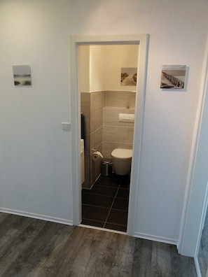 Een douche, een haardroger