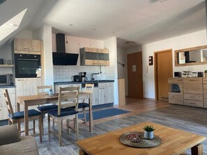 Unclassified image, 3 of 10, button - (15) 3-room apartment - Apartment house Strandburg (Kühlungsborn)