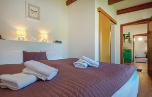 2 Schlafzimmer, Zimmersafe, kostenloses WLAN, Bettwäsche