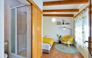 2 Schlafzimmer, Zimmersafe, kostenloses WLAN, Bettwäsche