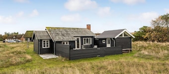 Gorgeous home in Fanø with kitchen
