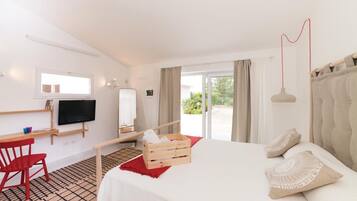 6 Schlafzimmer, Reisekinderbett, kostenloses WLAN, BettwÀsche