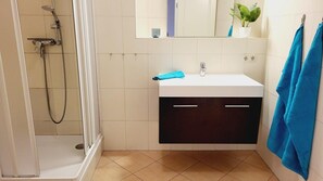 Shower - (247) 3-room apartment - apartment complex holiday dreams (Kühlungsborn)