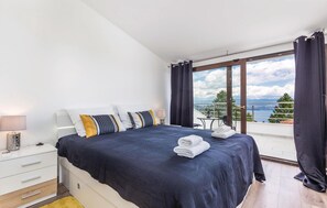 6 Schlafzimmer, Reisekinderbett, kostenloses WLAN, Bettwäsche