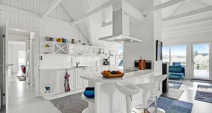 Superbe maison de 6 chambres à BlÄvand