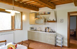 Réfrigérateur, plaque de cuisson, lave-vaisselle