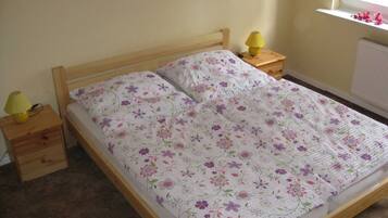 1 bedroom, travel crib, WiFi, bed sheets