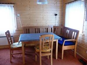 Unclassified image, 5 of 12, button