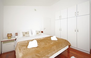 3 chambres, Wi-Fi gratuit, draps fournis