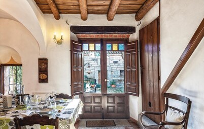Amazing home in Añora with WiFi