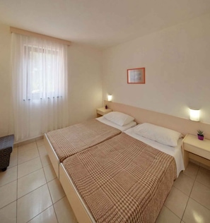 2 bedrooms