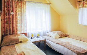 4 bedrooms, WiFi
