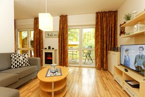 Télévision, cheminée