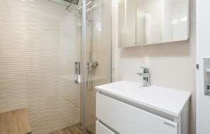 Shower, hair dryer