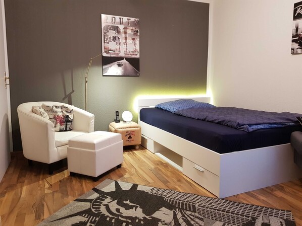 Imagen sin descripción, 1 de 42, botón