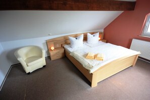 2 slaapkamers, een kluis op de kamer, reisbedje, wifi