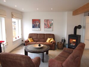 Televisie en een open haard