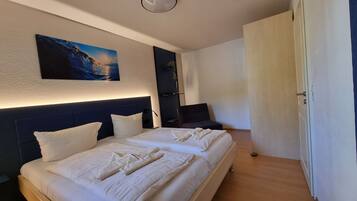 3 slaapkamers, reisbedje, wifi