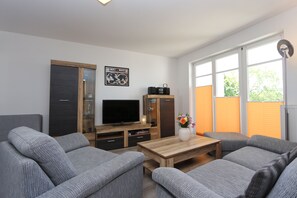 Unclassified image, 4 of 14, button