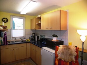 Fridge, microwave, oven, coffee/tea maker - Apartment - Petra Götze (Zinnowitz)