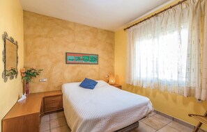 2 habitaciones, wifi gratis y ropa de cama