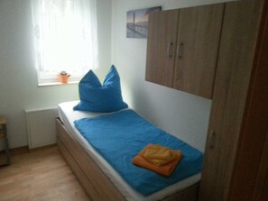 2 bedrooms, travel crib, WiFi, bed sheets
