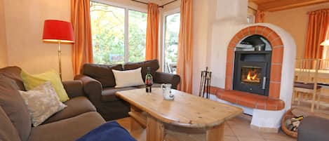 Télévision, cheminée