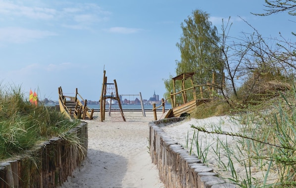 In Strandnähe, Angeln