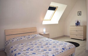4 bedrooms, free WiFi